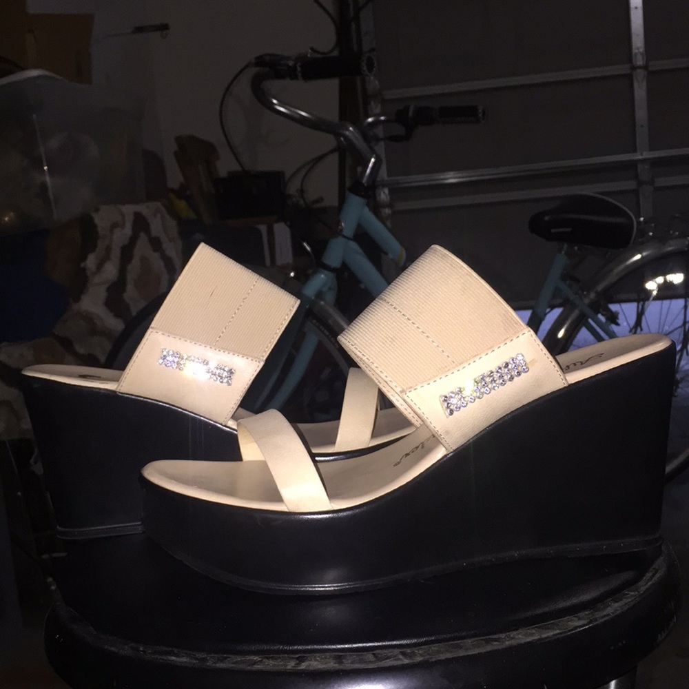 Shoes - Picture 3 of 3